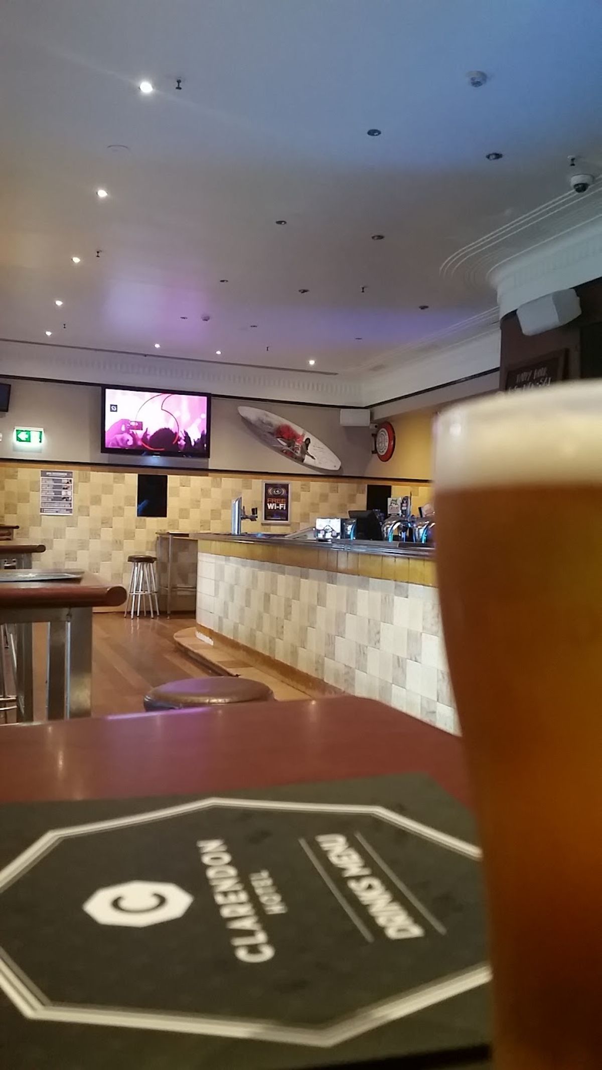 Clarendon Hotel thumbnail 9