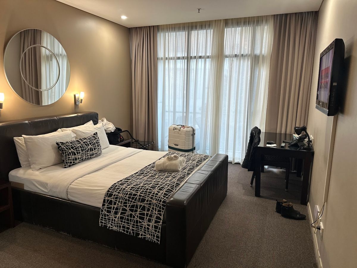 Clarendon Hotel thumbnail 7