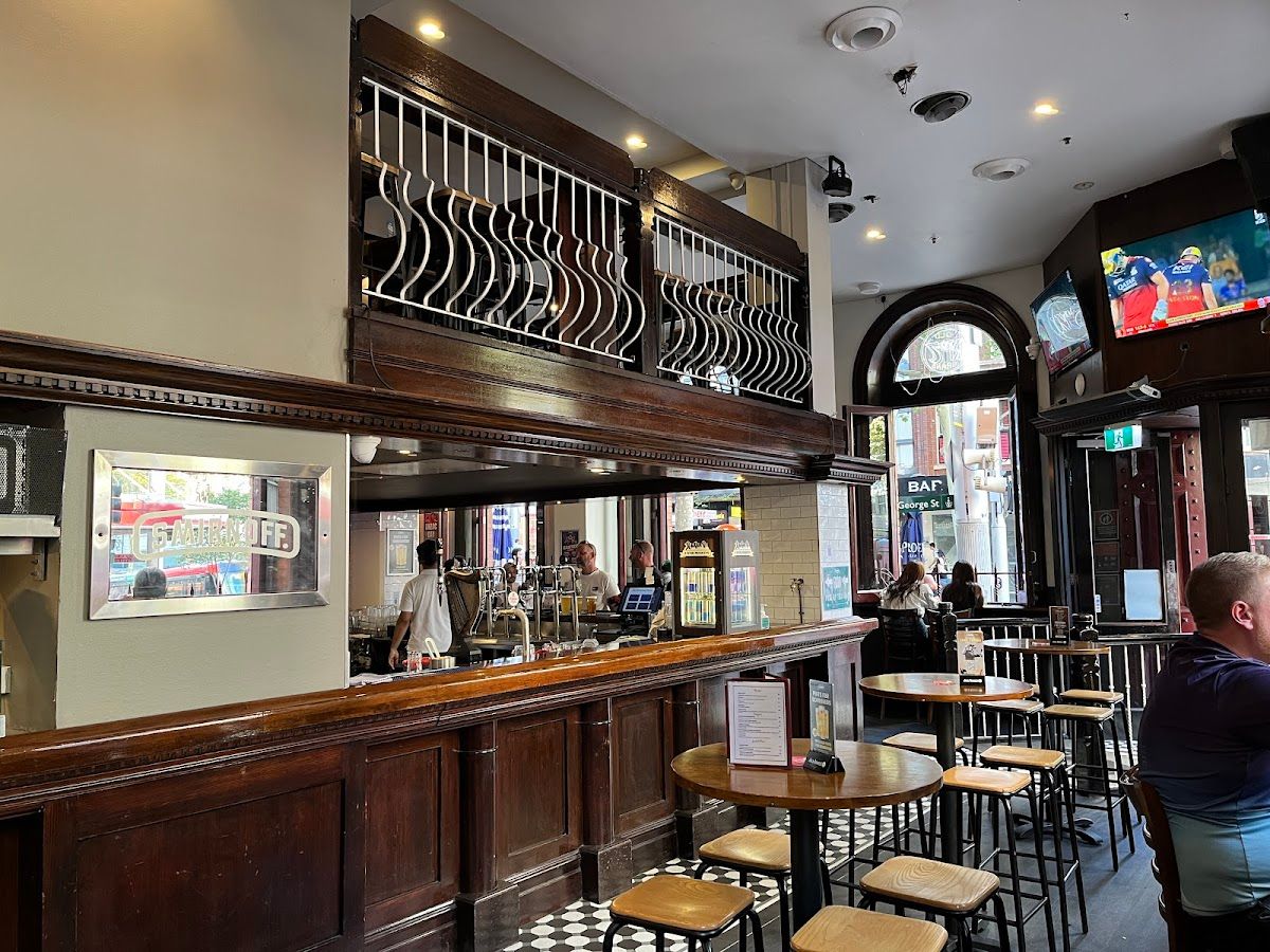 3 Wise Monkeys Pub thumbnail 8