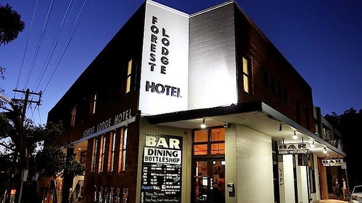 Featured image for Forest Lodge Hotel