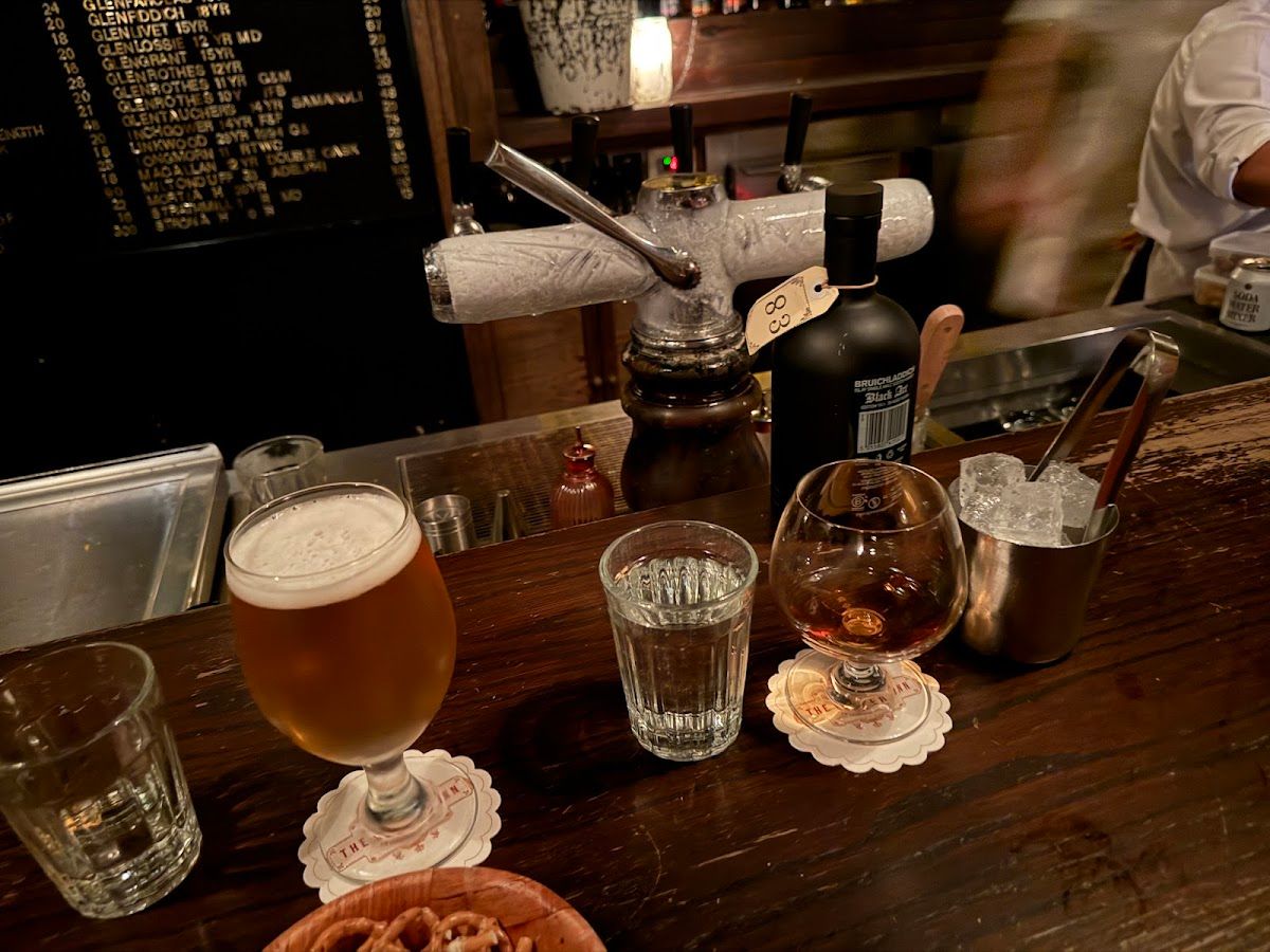 The Baxter Inn thumbnail 10