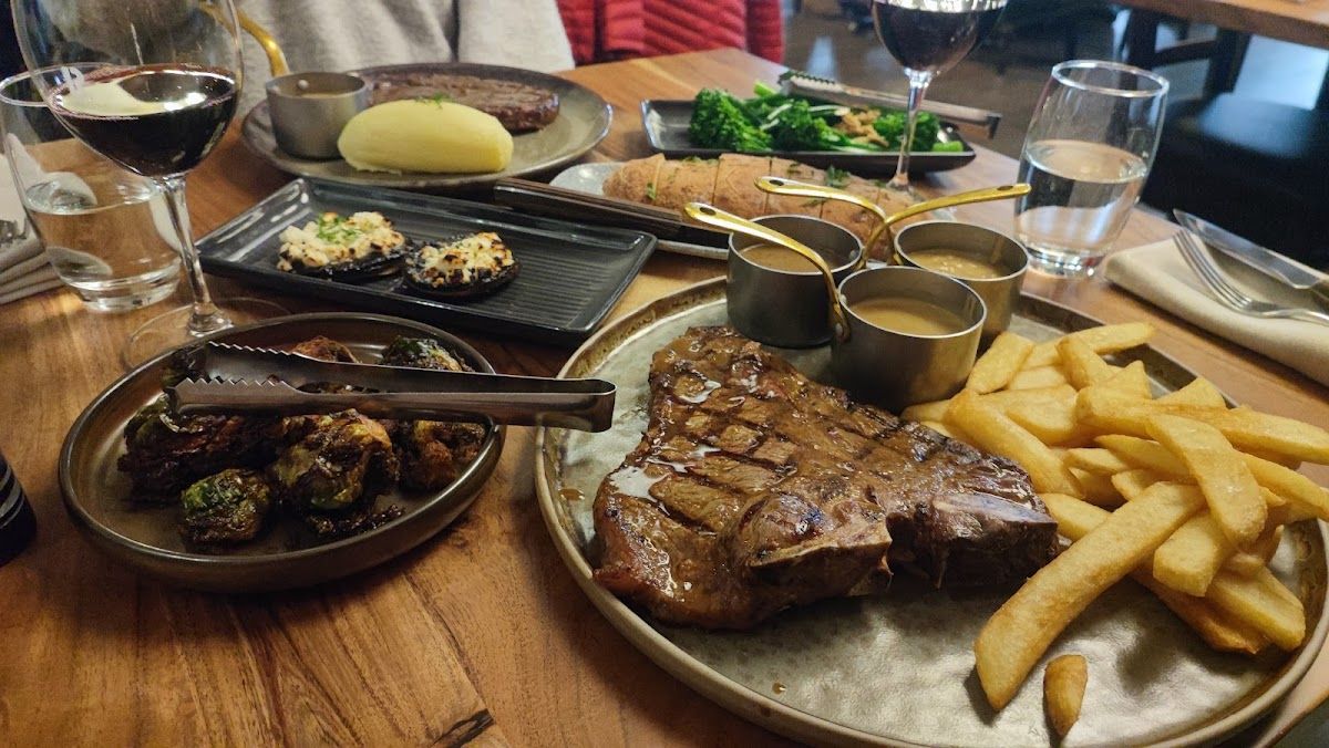 Rare Steakhouse Uptown thumbnail 2