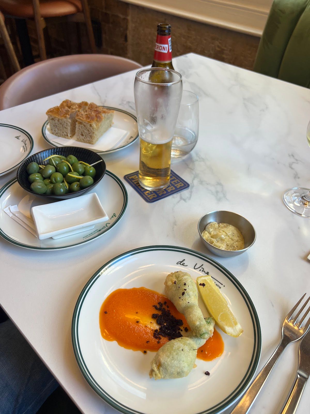 De Vine Food & Wine thumbnail 3