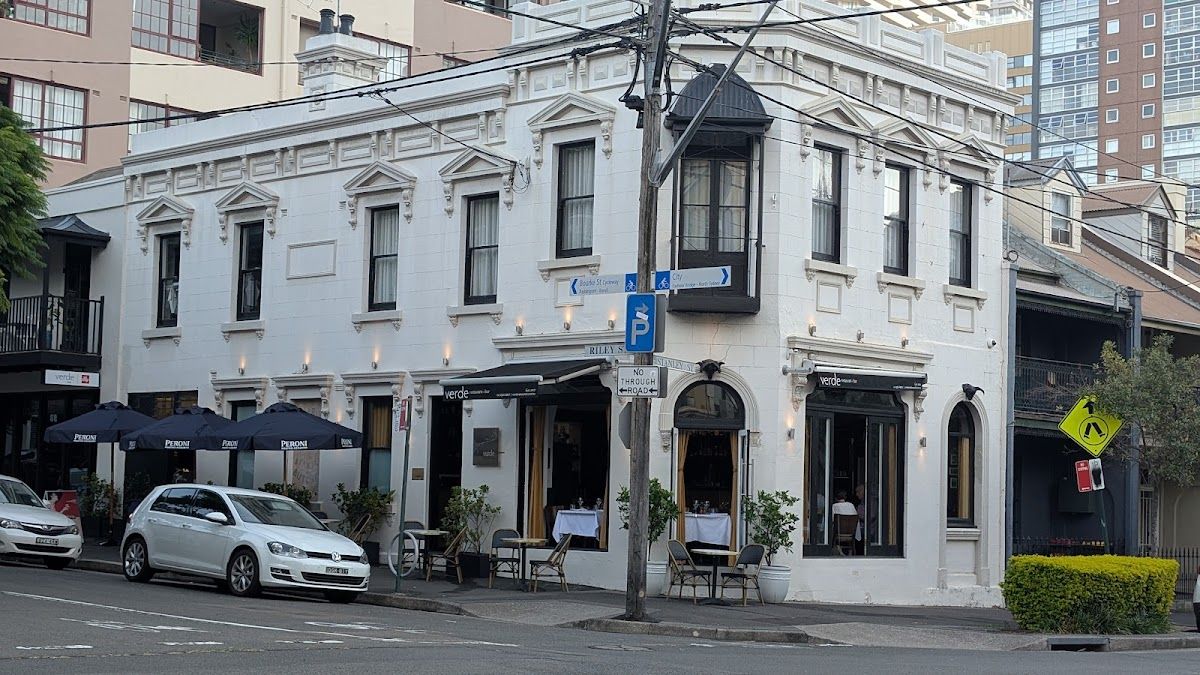 Verde Restaurant thumbnail 3