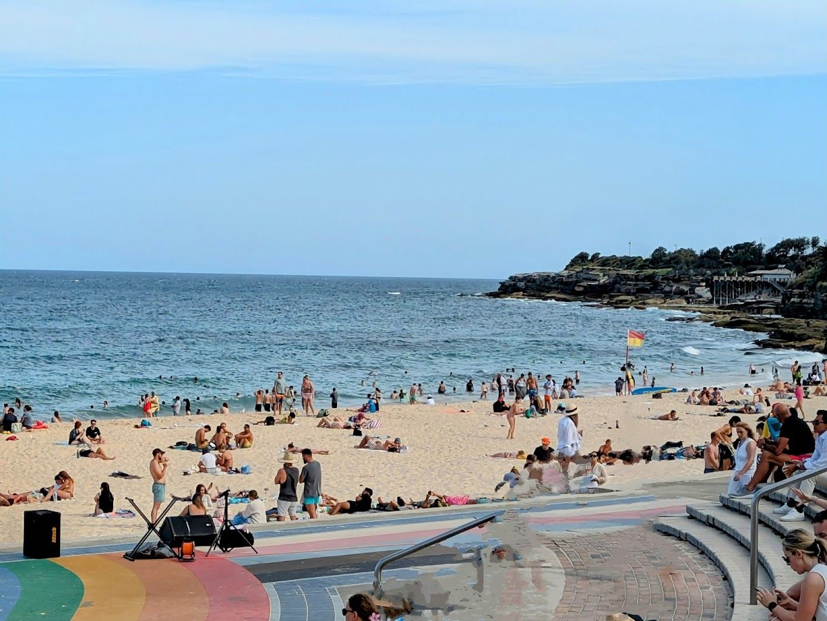 Coogee Bay Hotel thumbnail 4
