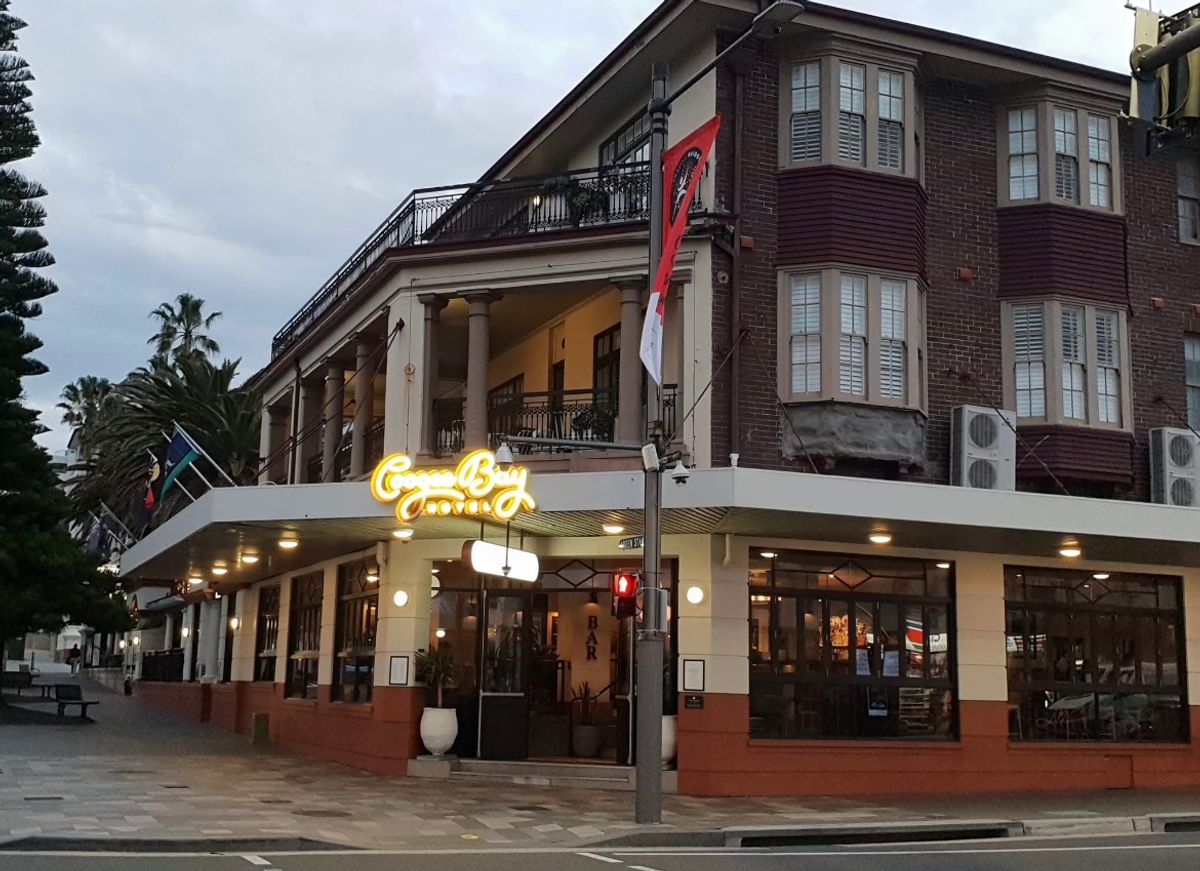 Coogee Bay Hotel thumbnail 5