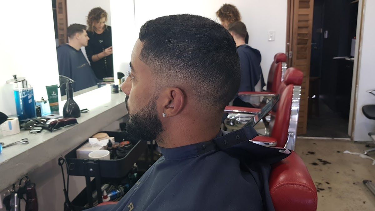 Adilla Barbers thumbnail 10