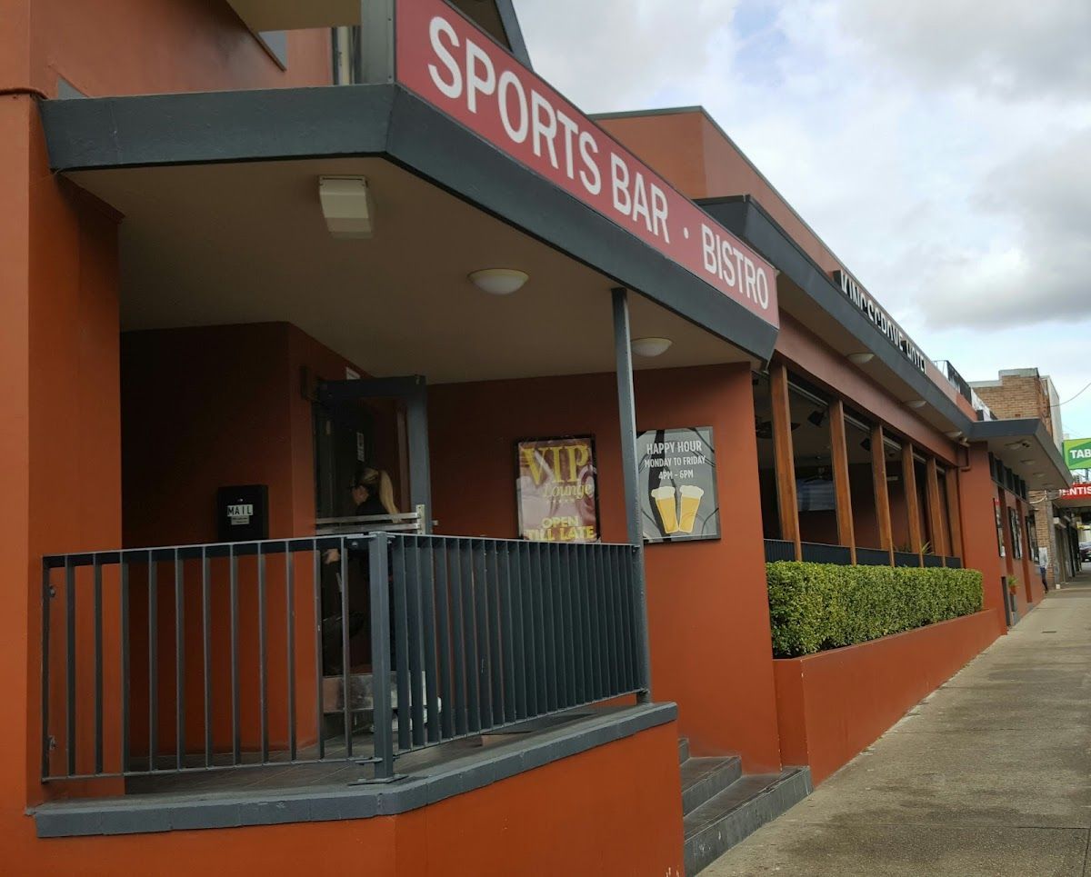 Kingsgrove Hotel thumbnail 5