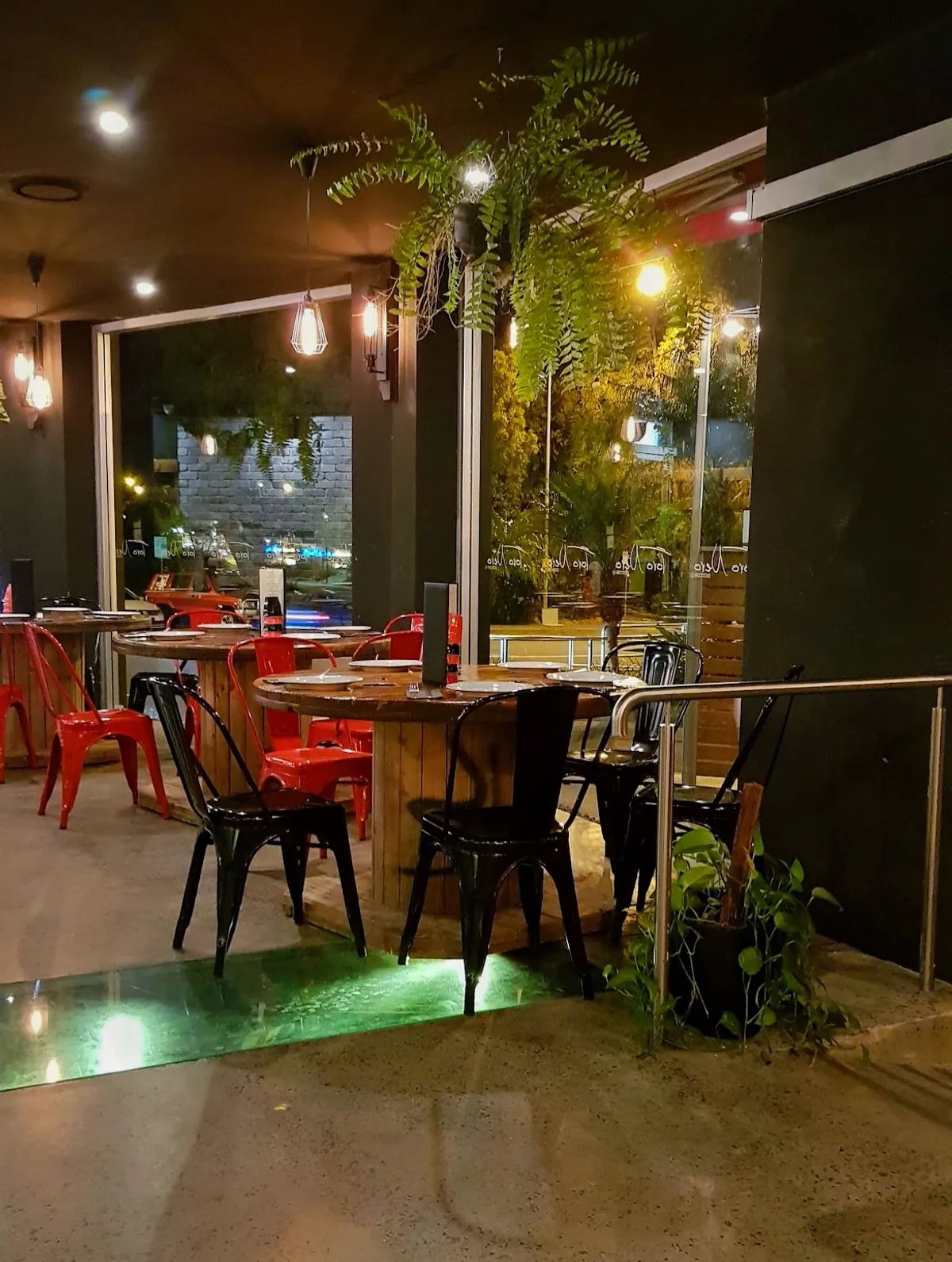 TORO NERO MONA VALE - Bar image