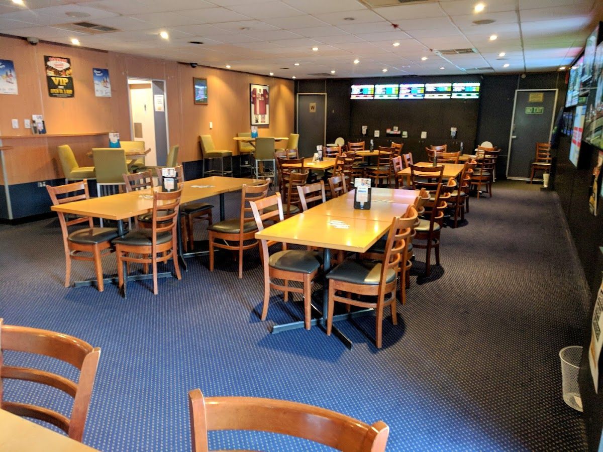 The Showground Tavern thumbnail 4