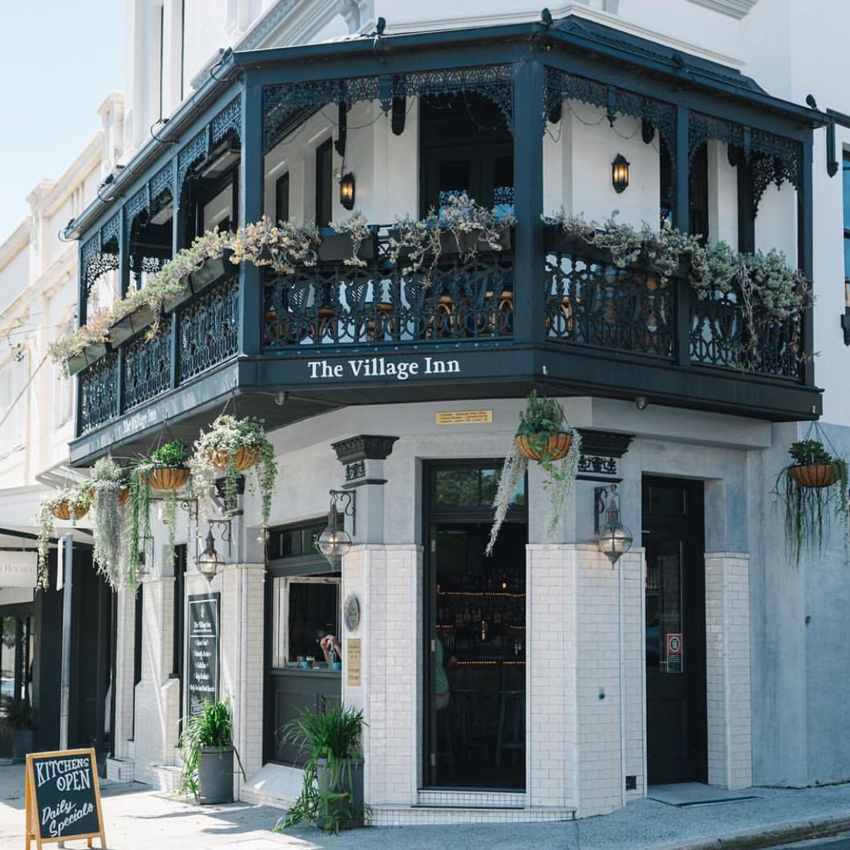 The Village Inn Paddington thumbnail 3