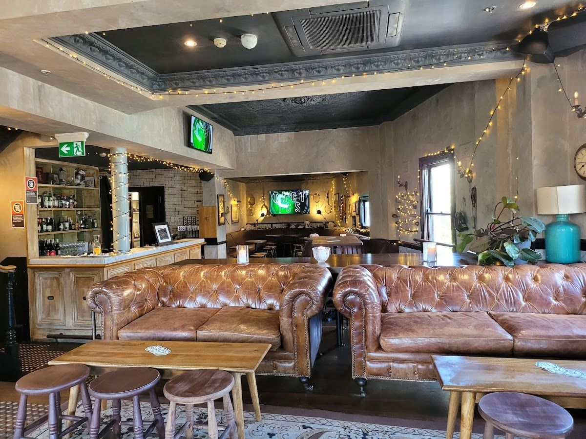 The Village Inn Paddington thumbnail 6