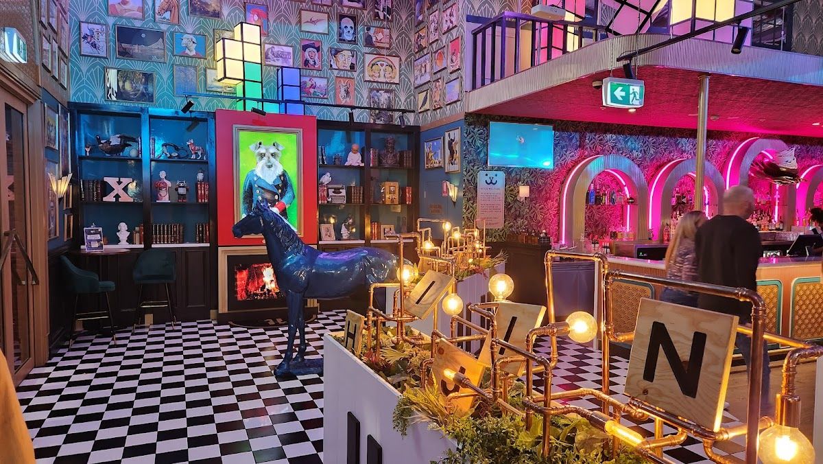 Hijinx Hotel Alexandria thumbnail 3