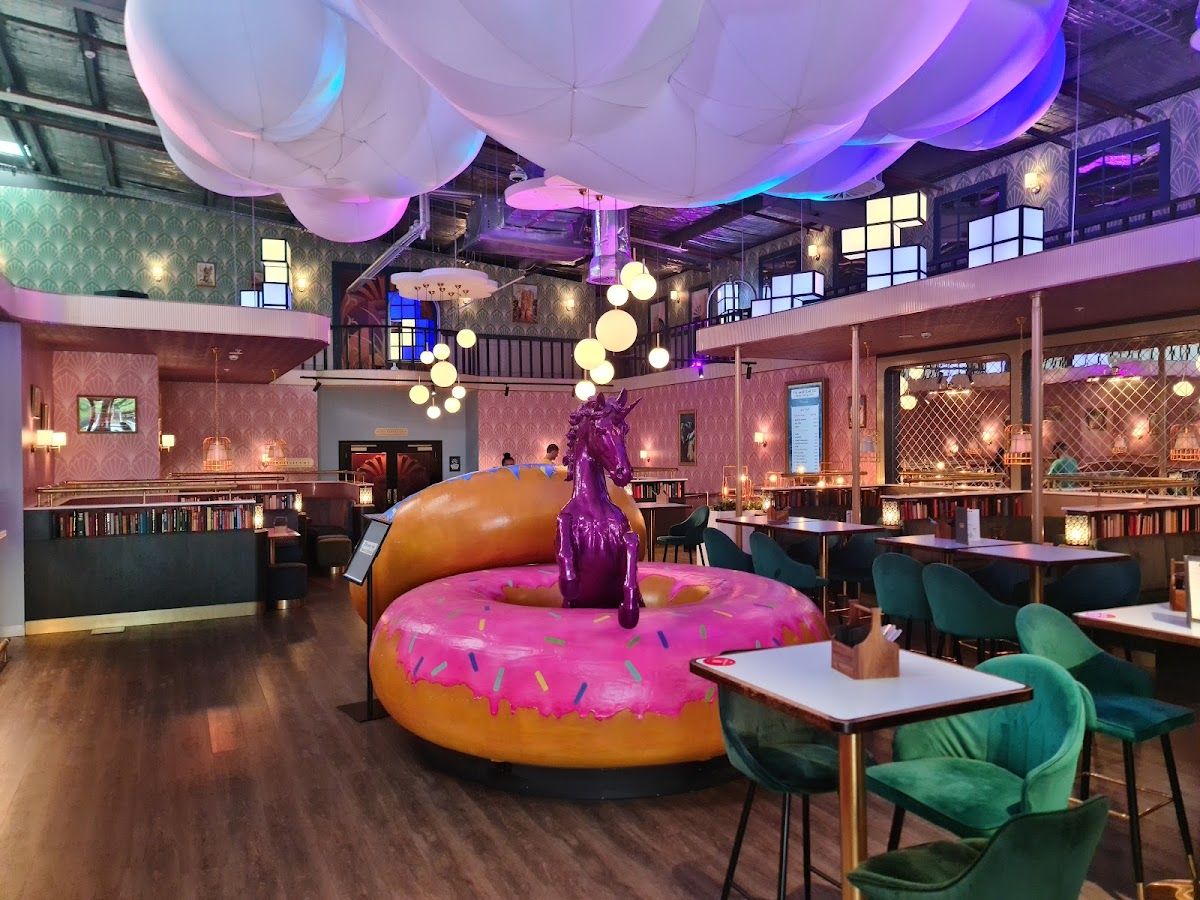 Hijinx Hotel Alexandria thumbnail 4