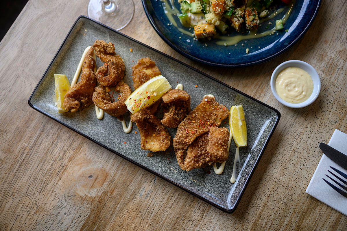 The Duck Inn Pub & Kitchen thumbnail 2
