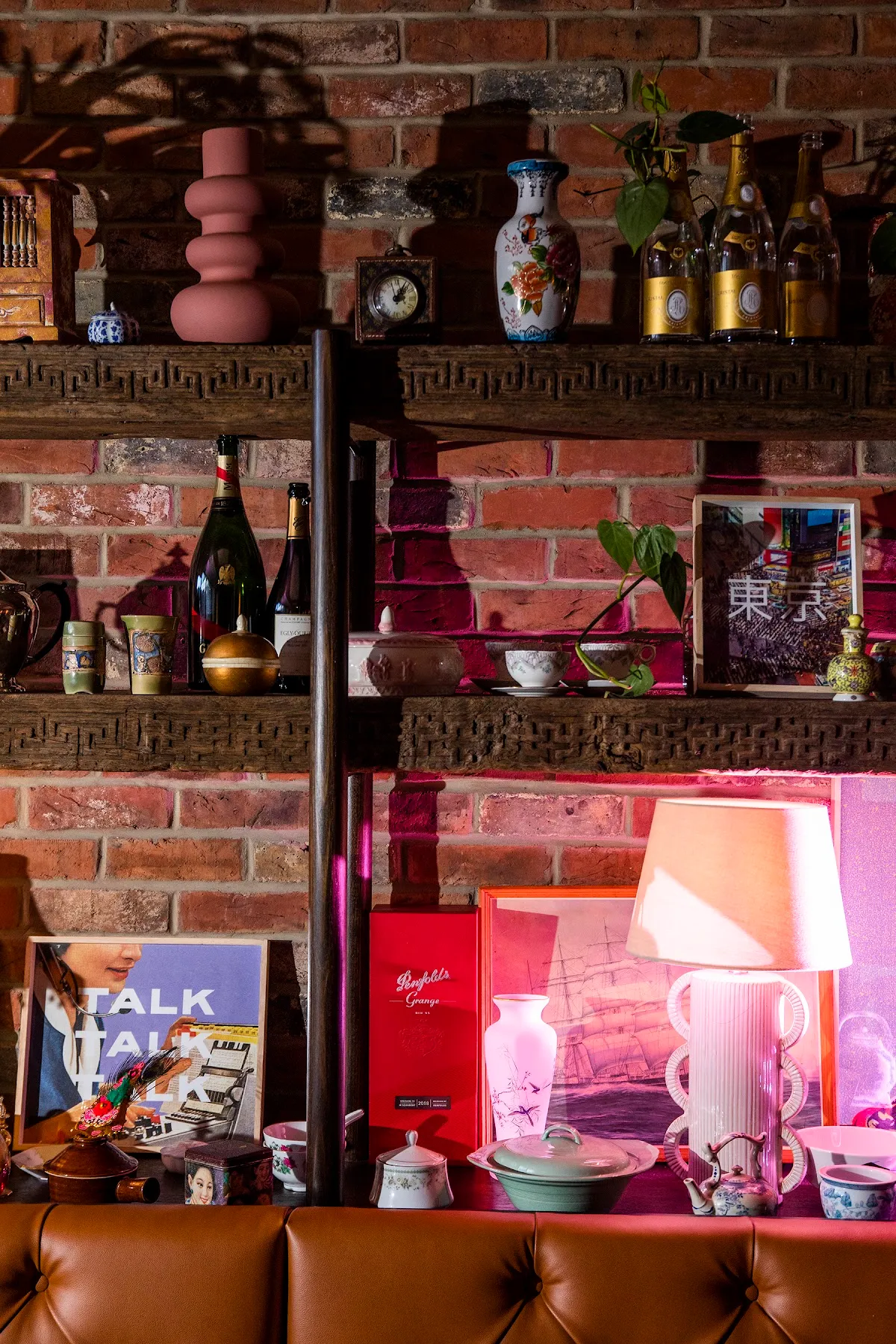 Lucy Luu - Bar image