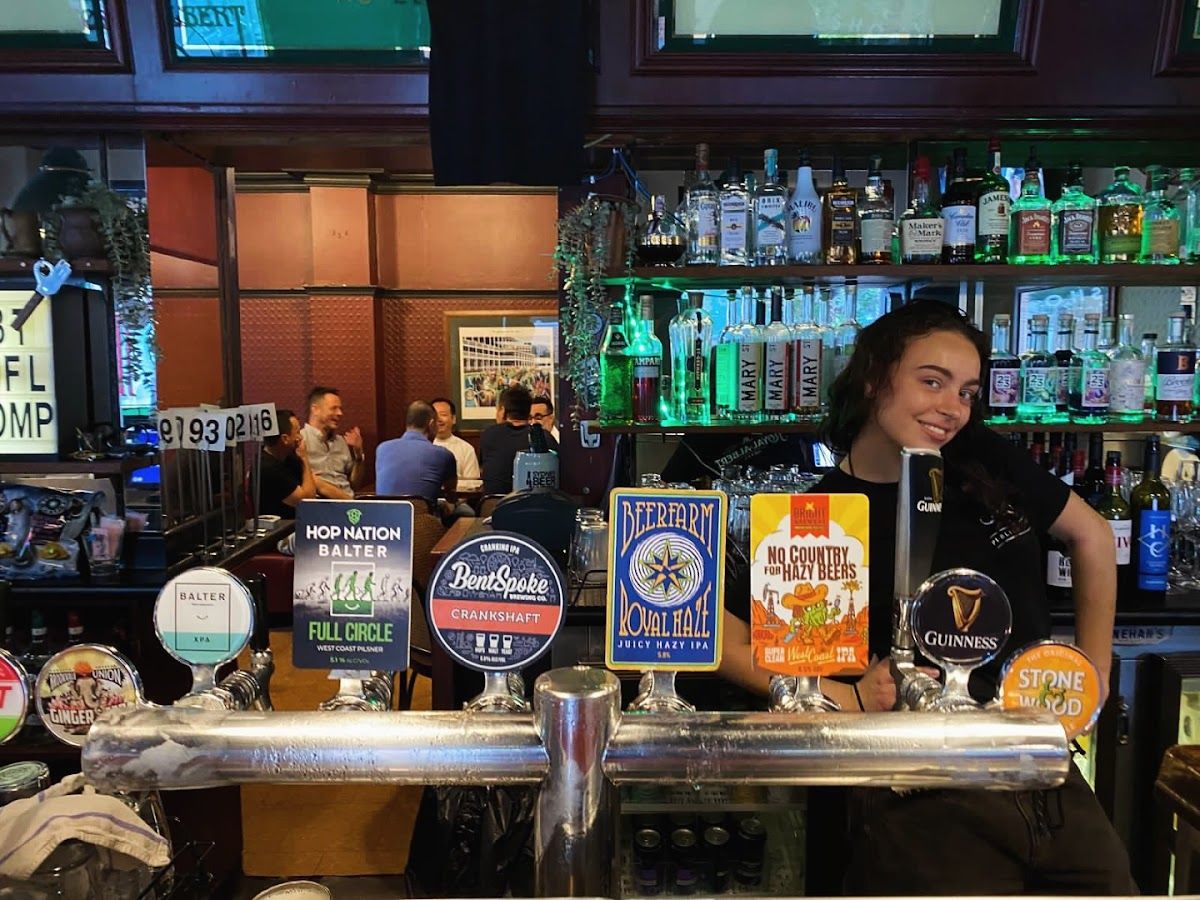 Royal Albert Hotel thumbnail 2