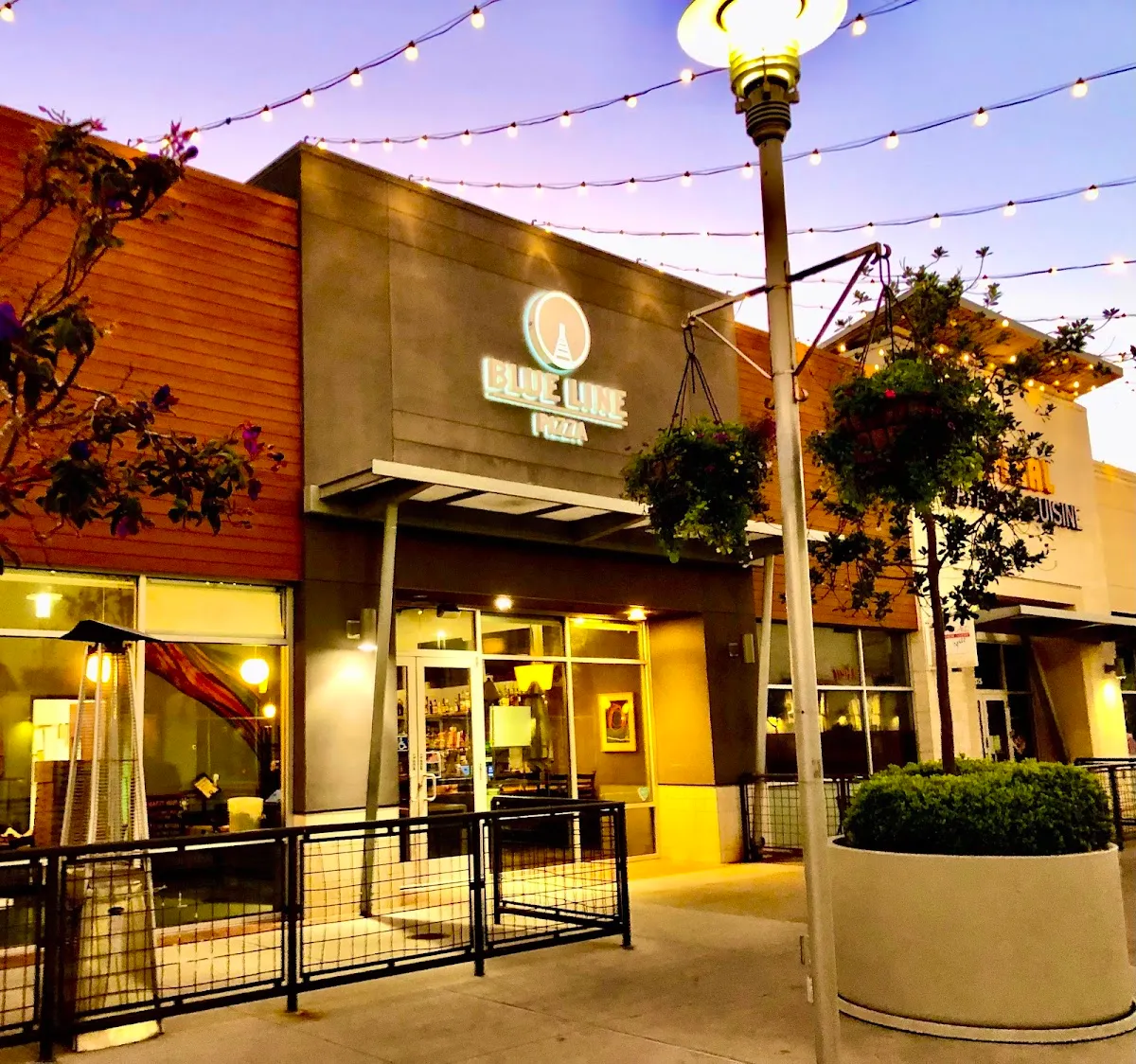 Blue Line Pizza - Bar image
