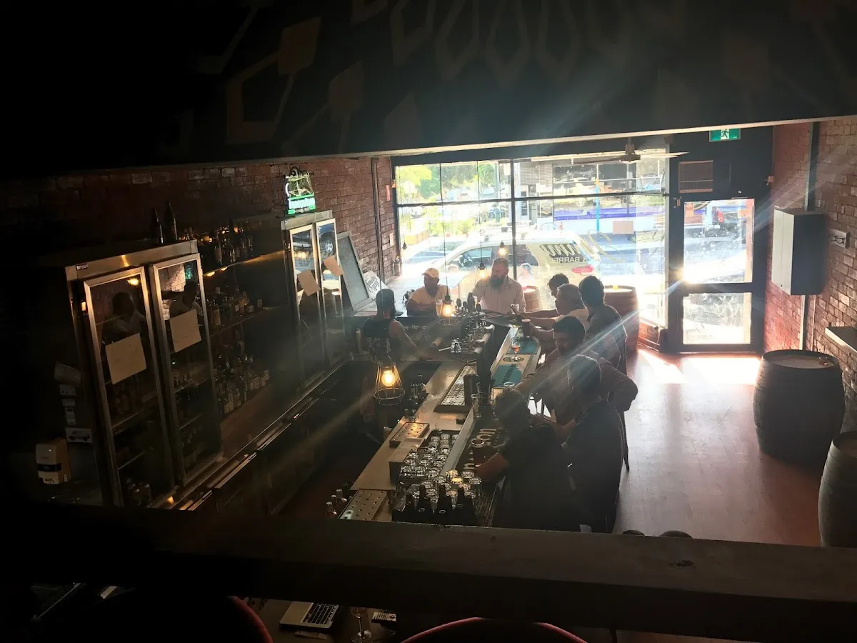 Jimmy's Tap & Barrel - Bar image