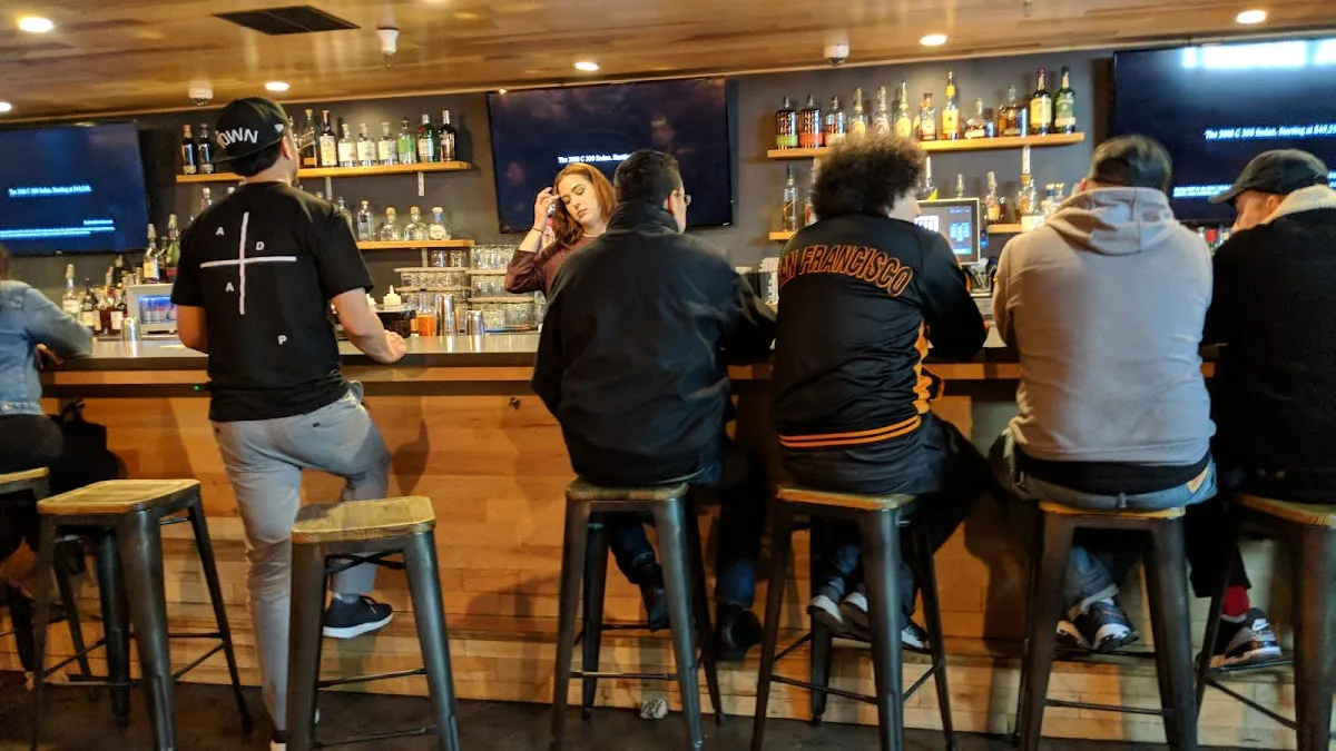 Hometown Heroes - Bar image