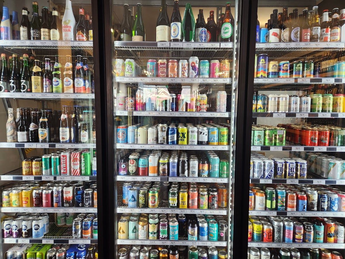 Thirstville Bottleshop & Bar thumbnail 4