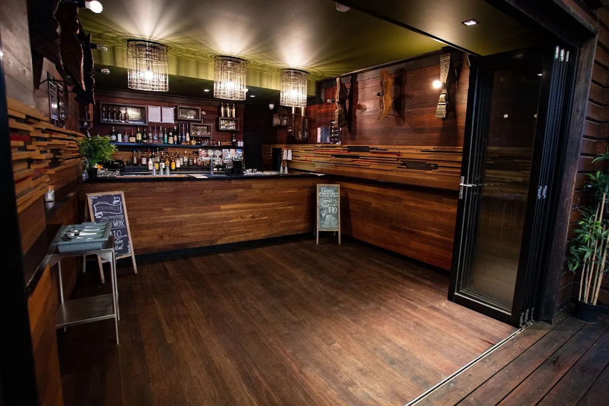 Deluxe Bar - Bar image