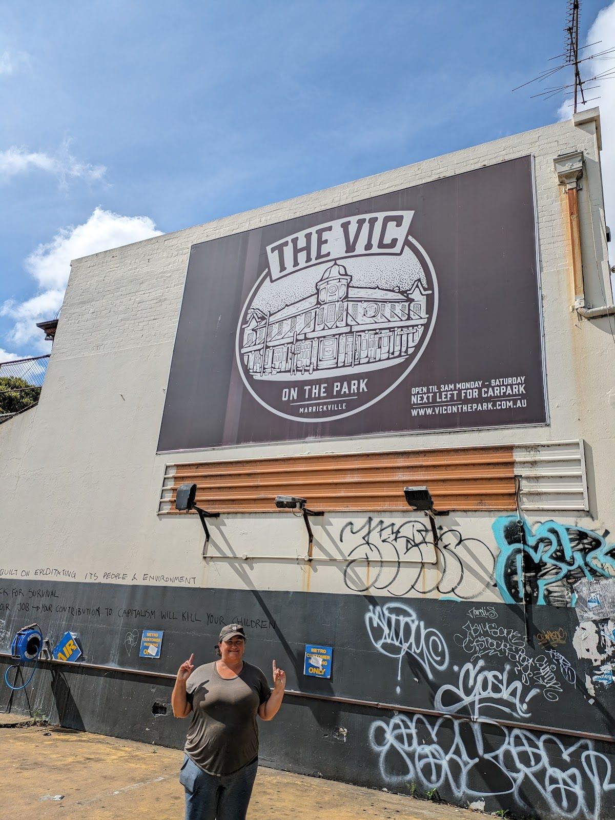 The Vic On The Park thumbnail 5