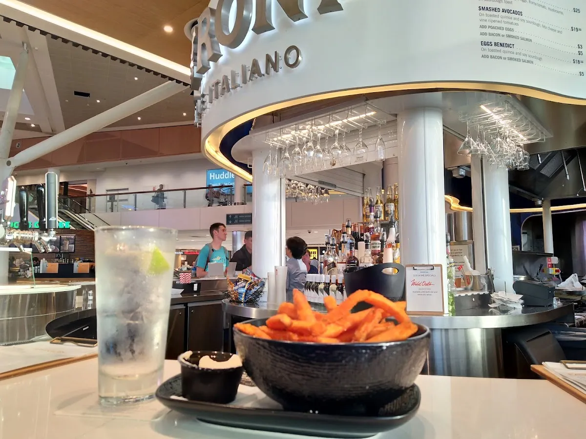 Photo of Peroni Bar, one of the top bars in Sydney