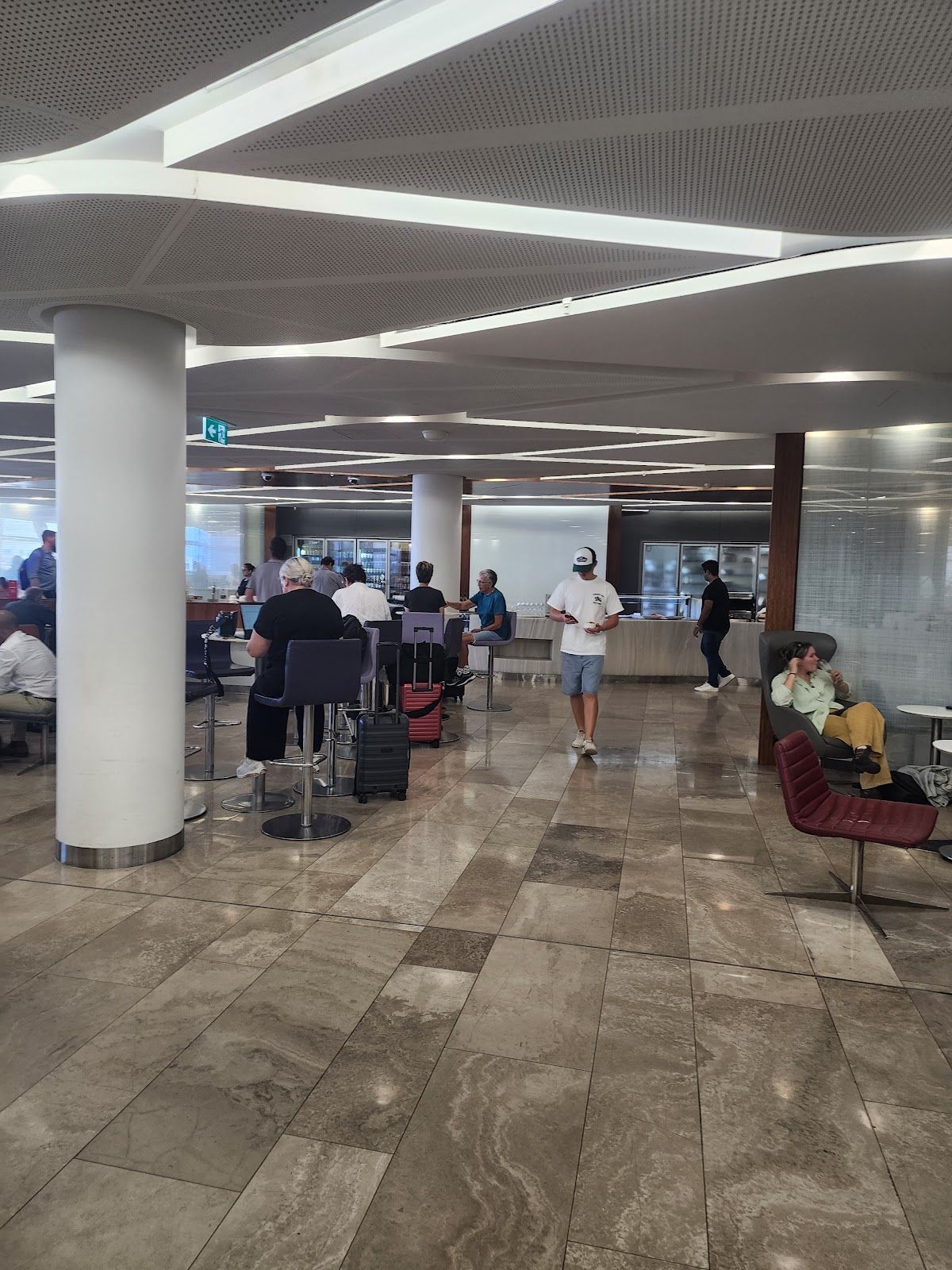 Virgin Lounge thumbnail 7