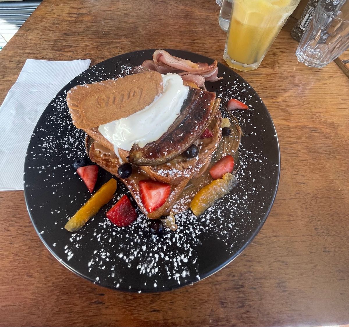X74 Cafe thumbnail 9