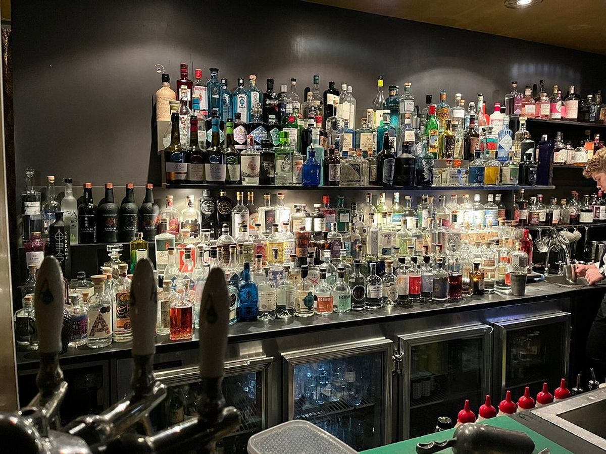 Gin Palace thumbnail 2