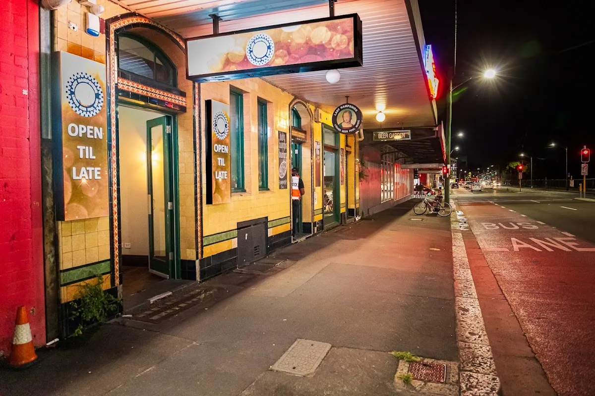 The Lady Hampshire - Bar image