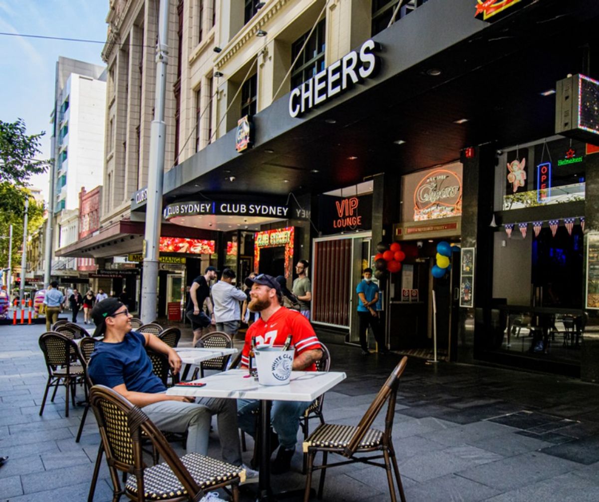 Featured image for Cheers Sports Bar & Grill