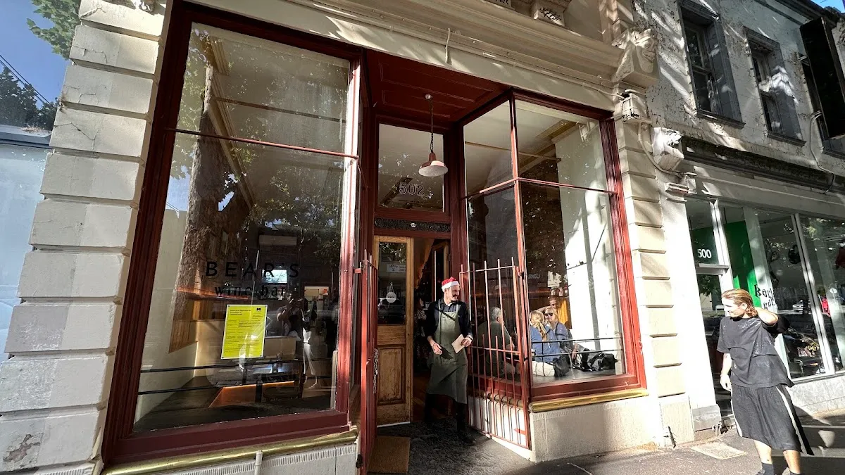 Bear's Wine Bar - Bar image