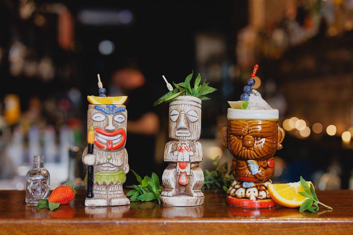 Tiki 33 Bar thumbnail 7