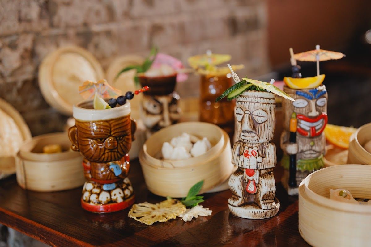 Tiki 33 Bar thumbnail 2