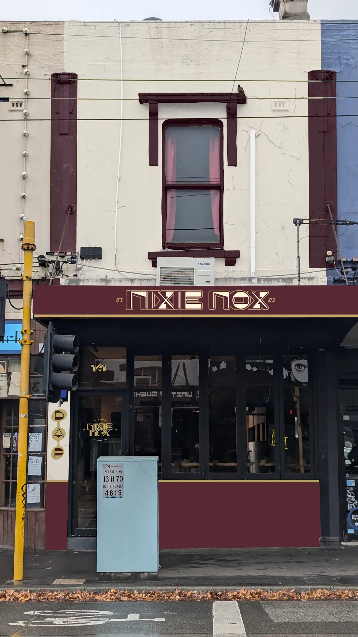 Nixie Nox - Bar image
