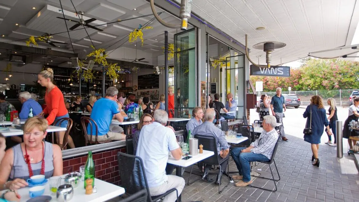 Vans - Bar image