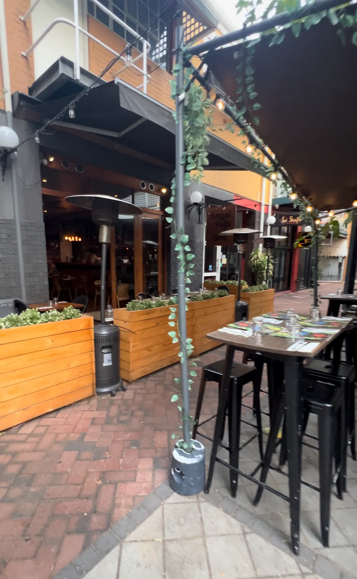 Angel Falls Grill - Bar image