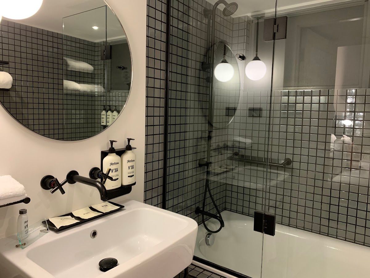 Ovolo Woolloomooloo thumbnail 4