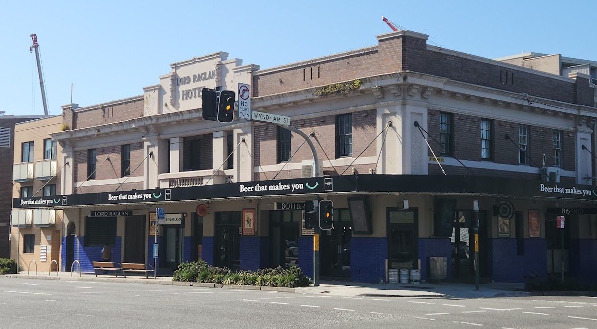 Lord Raglan Hotel thumbnail 7