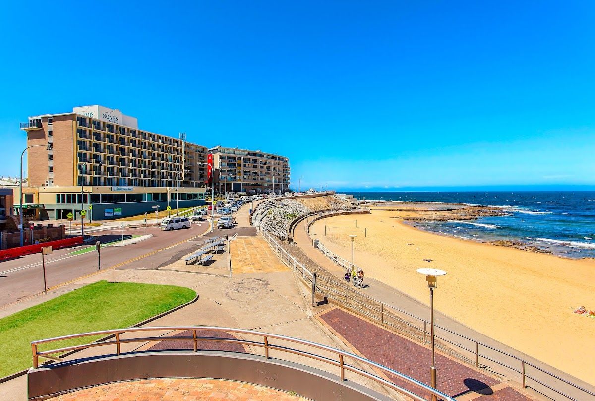 Featured image for NOAH'S on the beach