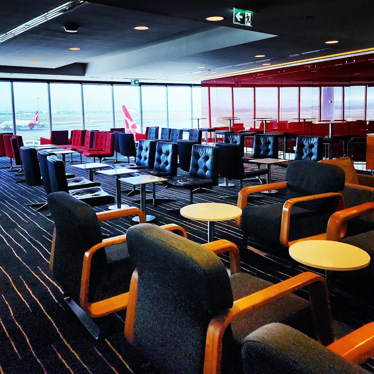 Qantas Club Perth - Bar image