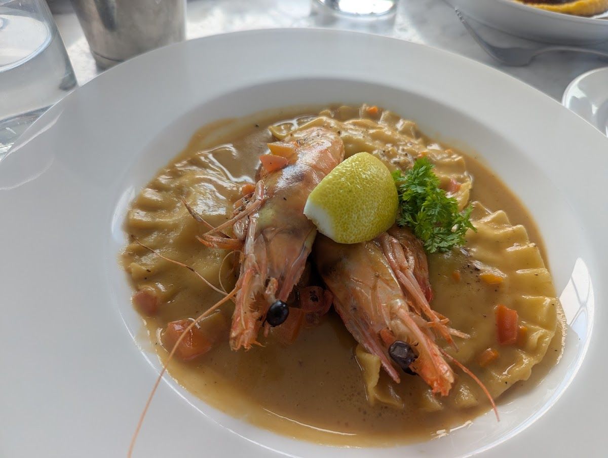 Vela Dining & Bar thumbnail 7