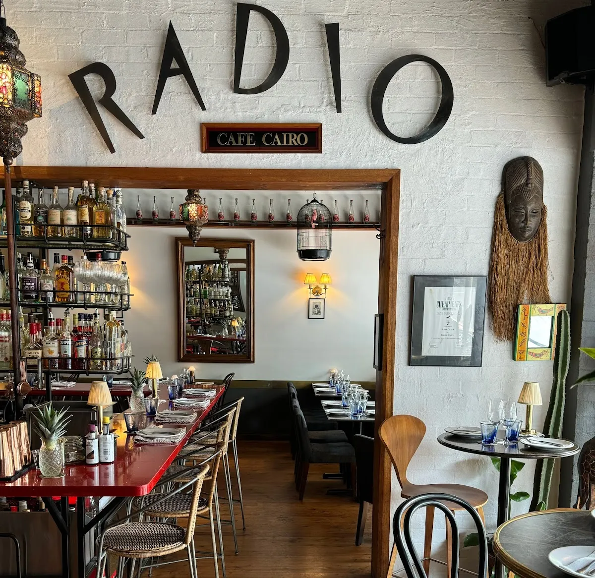 Radio Cairo Restaurant - Bar image