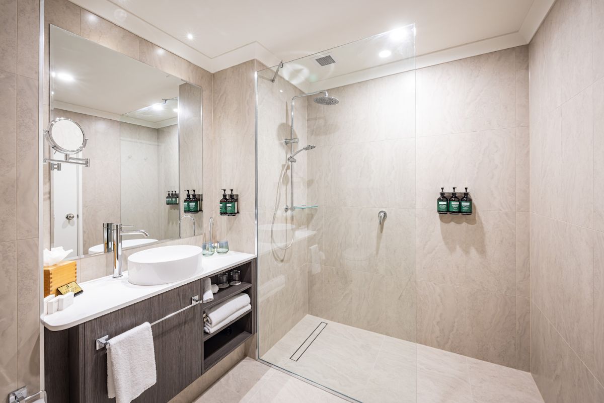 Duxton Hotel Perth thumbnail 4