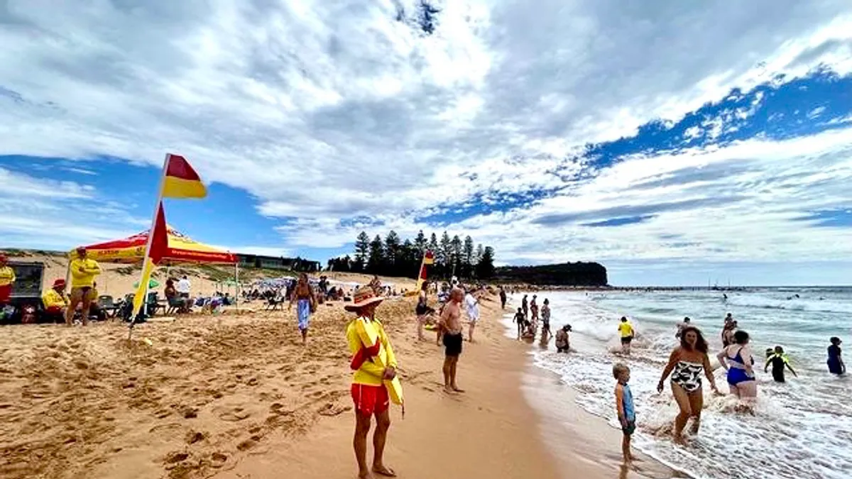 Mona Vale Surf Life Saving Club - Bar image