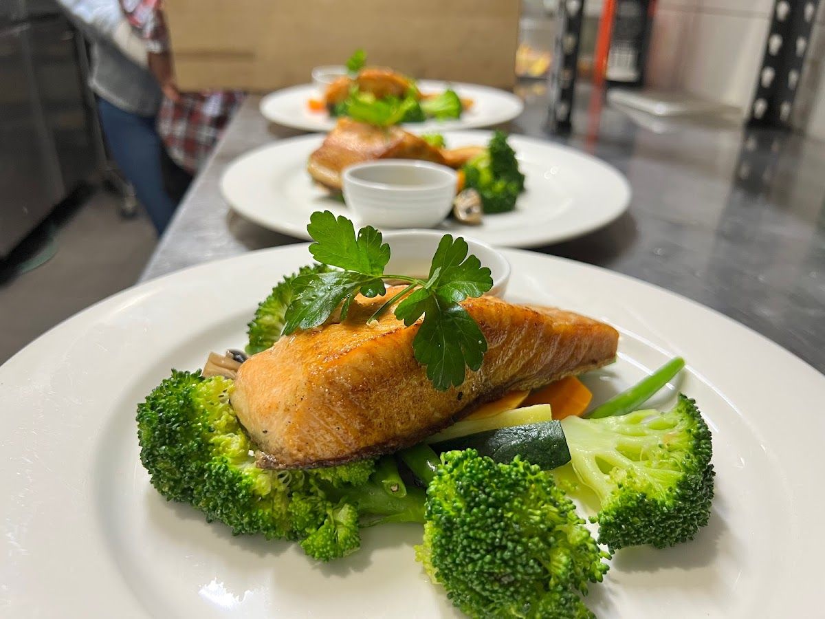 Crystal Restaurant thumbnail 3