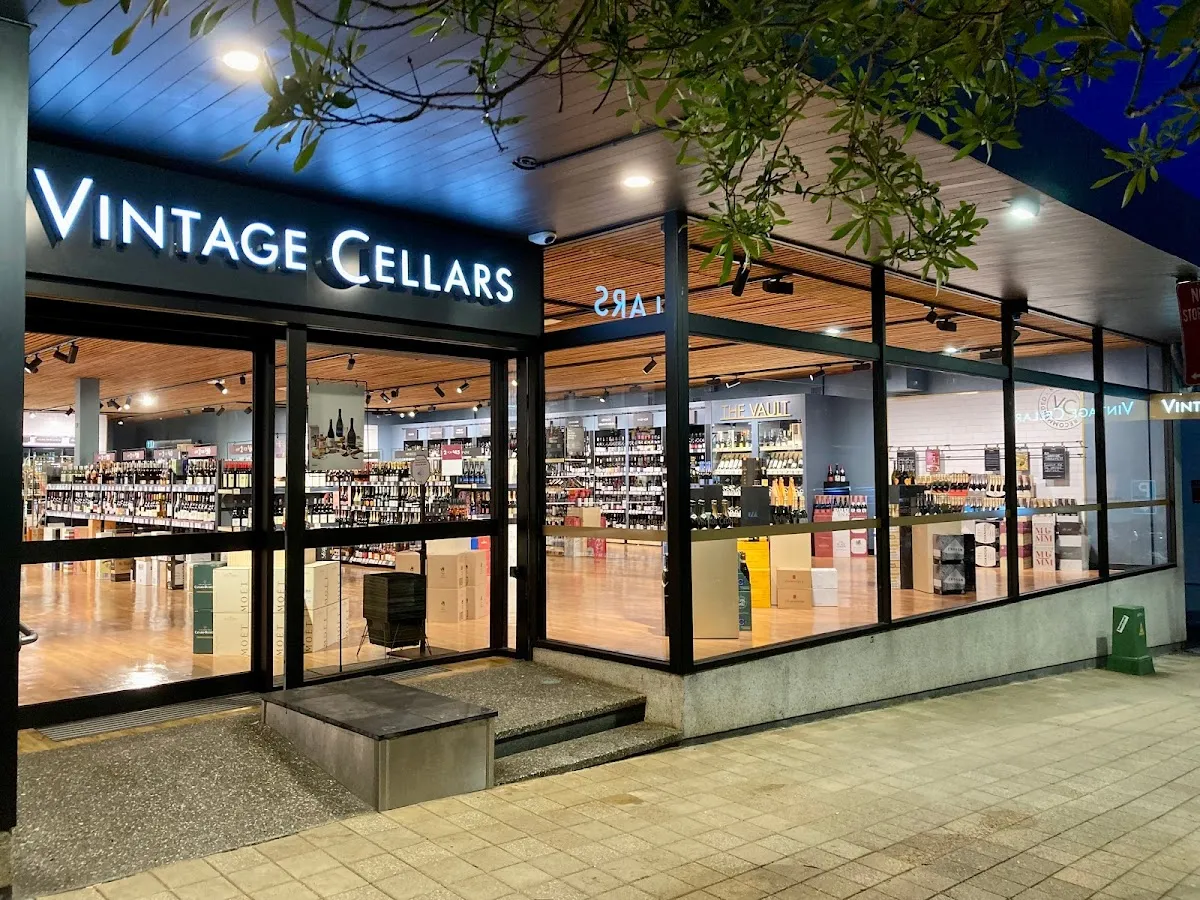 Photo of Vintage Cellars Freshwater, one of the top bars in Freshwater