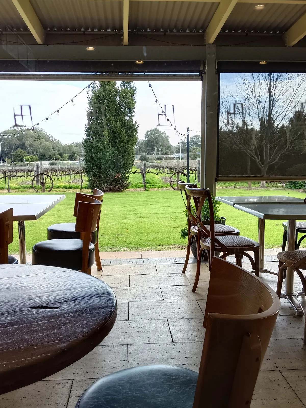 Pinelli Estate Winery Restaurant - Bar image